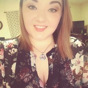 Meet your Posher, Lakin